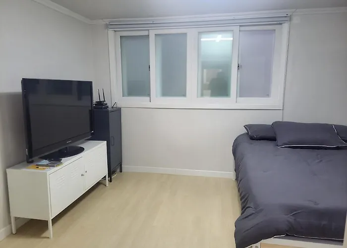 Brand New 2 Bedroom #6 Apartment Seoul