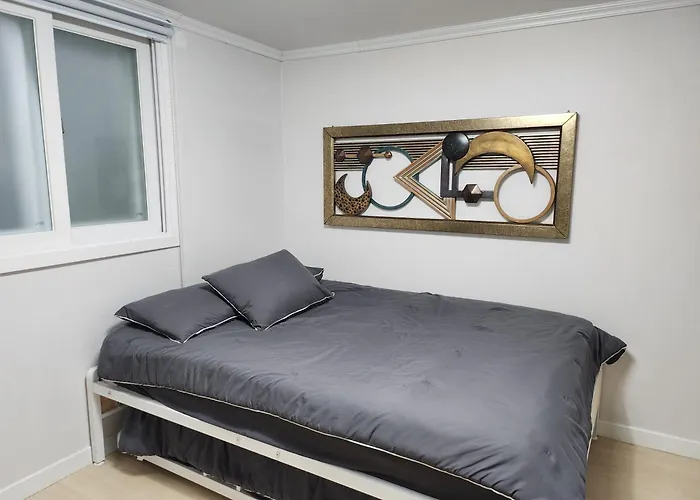 Brand New 2 Bedroom #6 Seoul