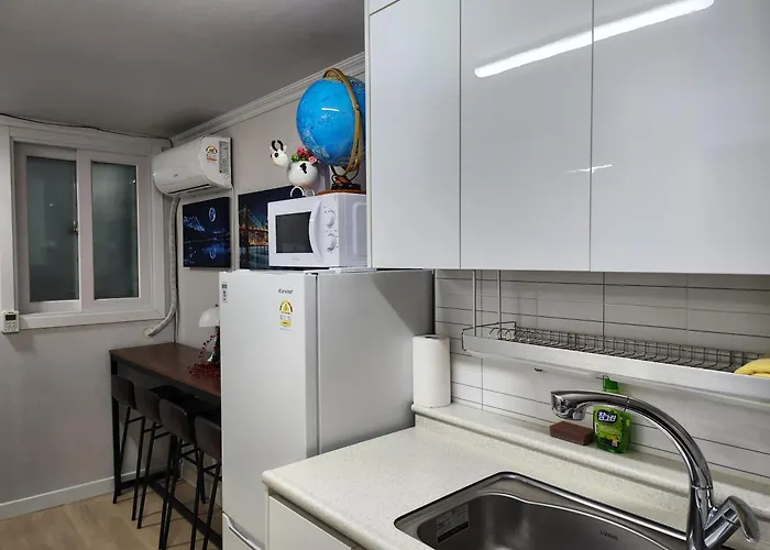 Apartment Brand New 2 Bedroom #6 Seoul