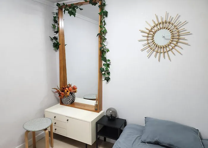 Brand New 2 Bedroom #6 *